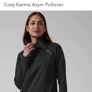 Athleta Cozy Karma Asym Pullover - Black, size Medium